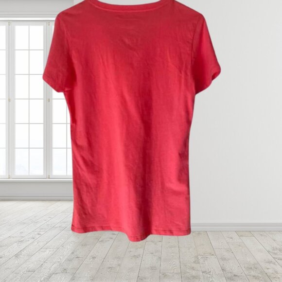 NWT Nike Slim-Fit “Too Real to Fake It” V-Neck Tee • Women’s M, 100% Cotton - Picture 3 of 9